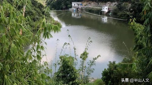 鎮內著名漂流項目 國家3A級旅游景區